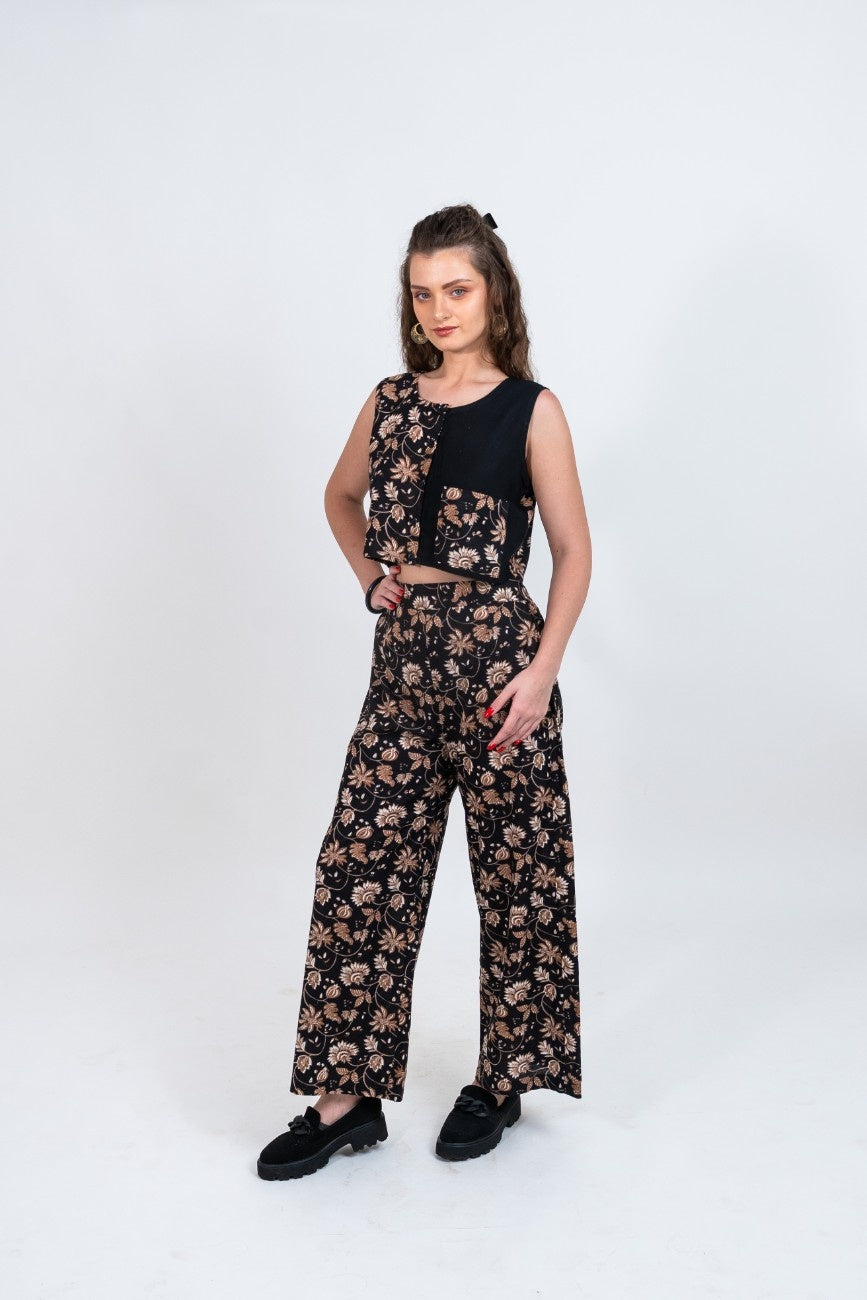 Half and half black floral printed crop top and pallazzo set