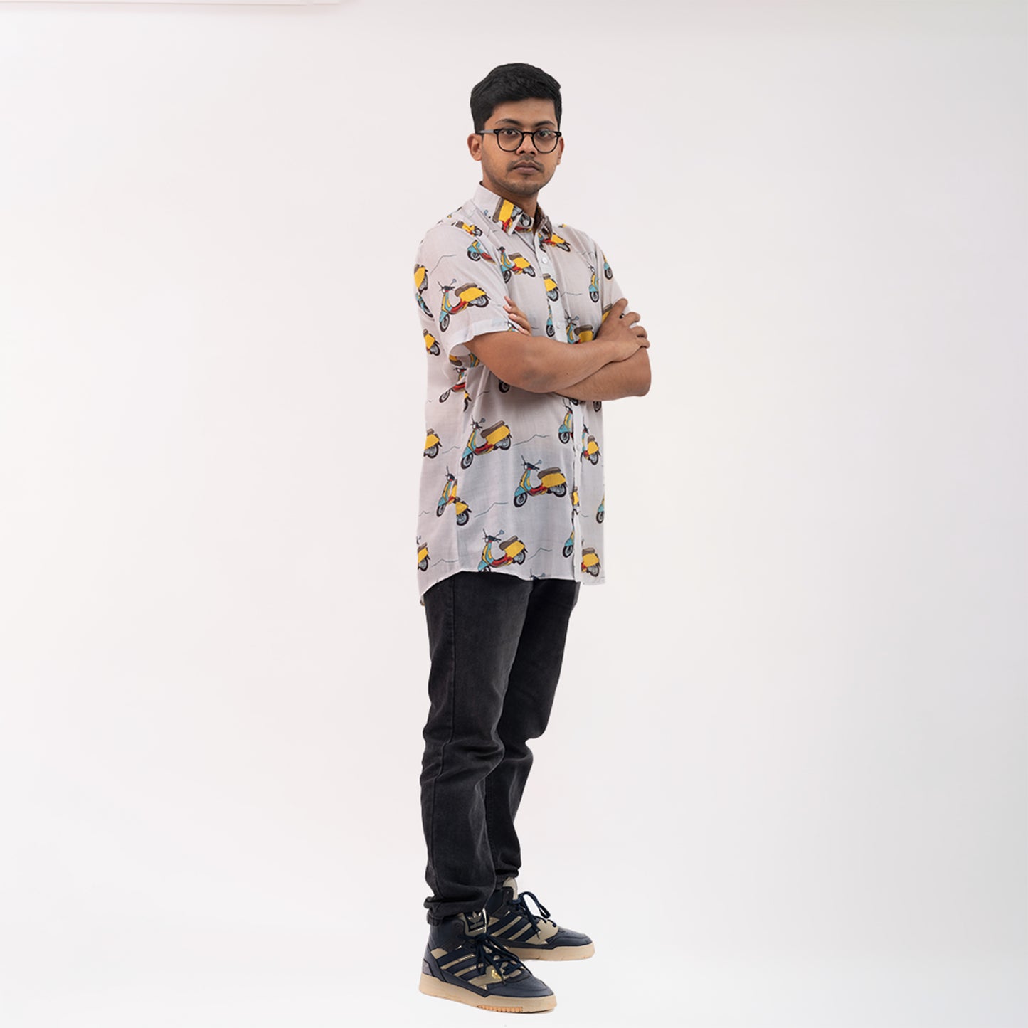Vespa Print Short Sleeves Shirt