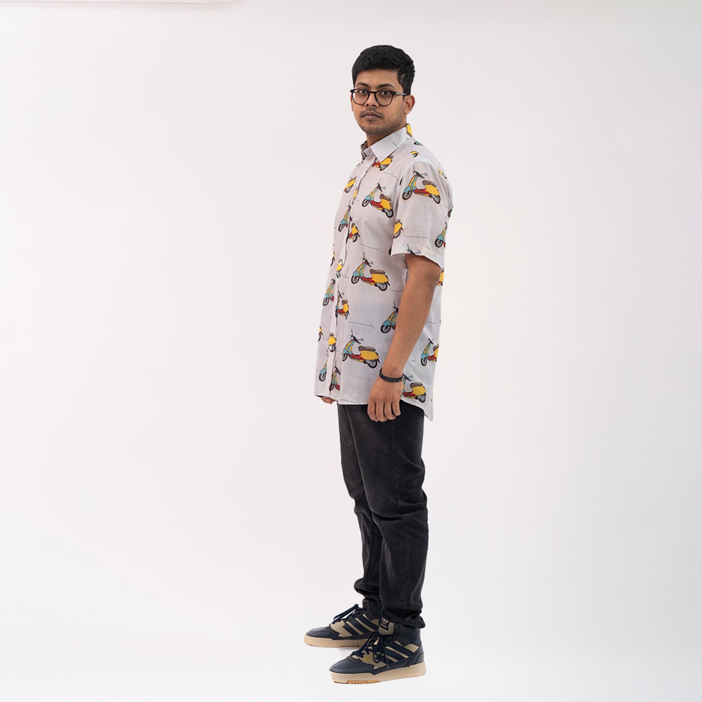 Vespa Print Short Sleeves Shirt