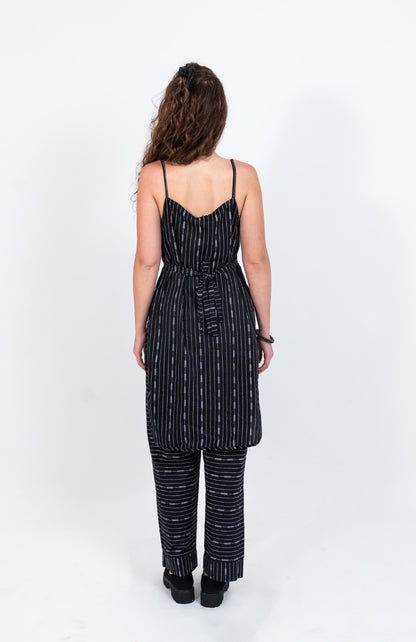 Tie up dashed and dotted black and white printed set with long pants