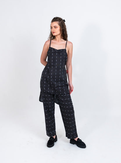 Tie up dashed and dotted black and white printed set with long pants