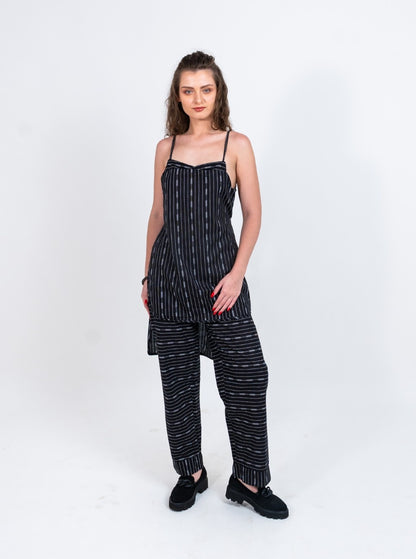 Tie up dashed and dotted black and white printed set with long pants