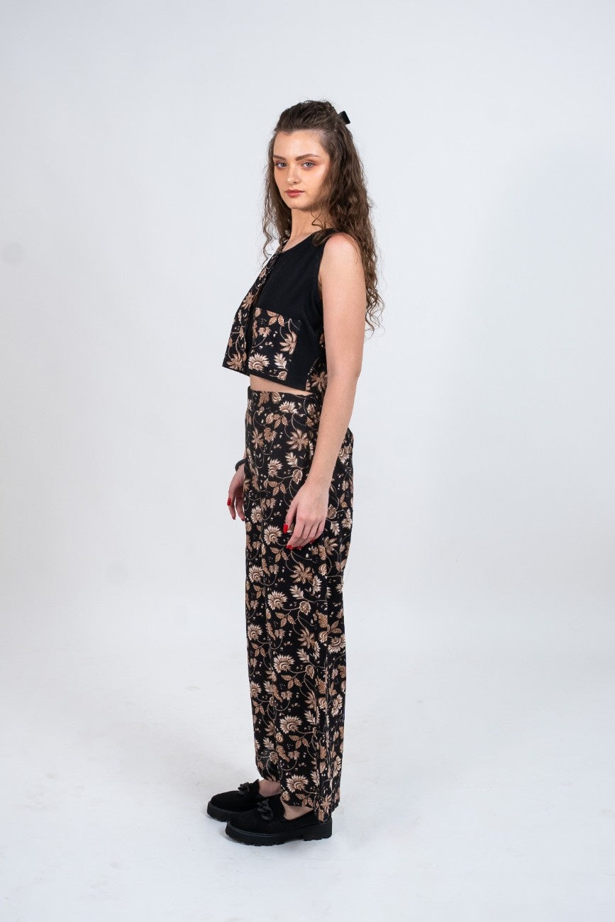 Half and half black floral printed crop top and pallazzo set
