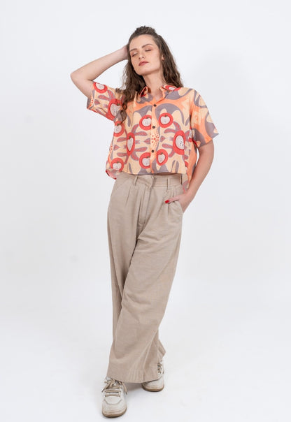 Cropped women's shirt in apple marble print with short sleeves
