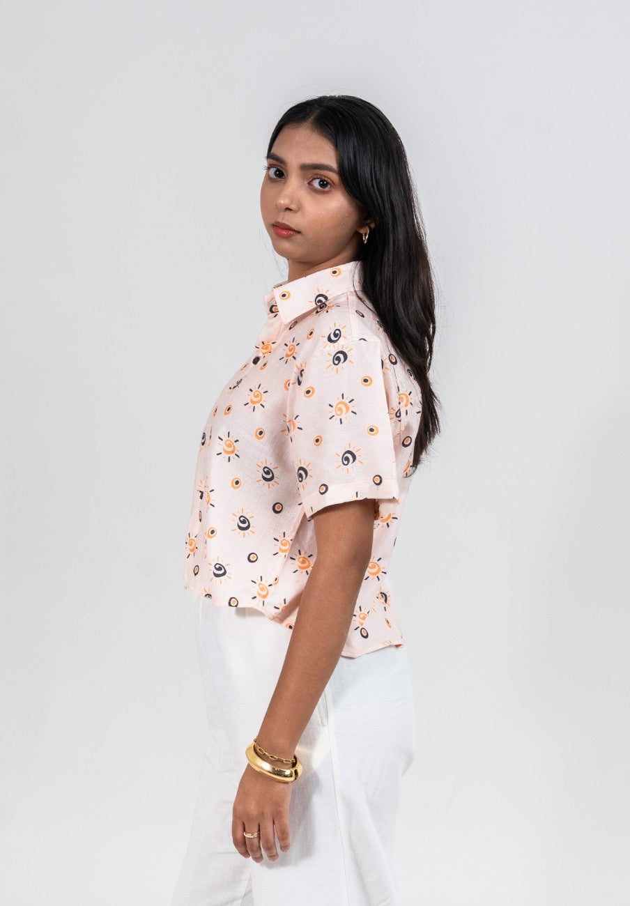Cropped women's shirt in GBS Sunrays print with short sleeves