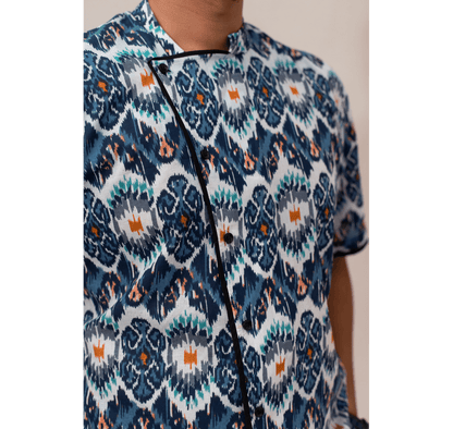 Blue all over mixed print Chinese collar short sleeved shirt with black piping