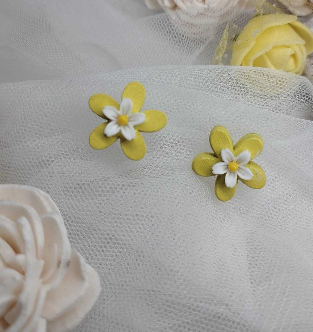 Floral Stud Earrings