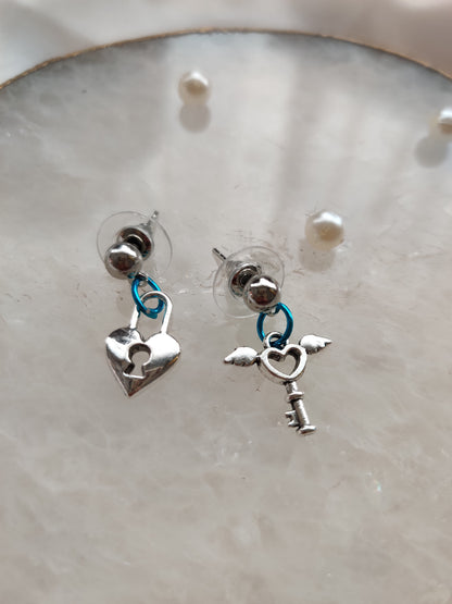 Metal Lock and key Earrings