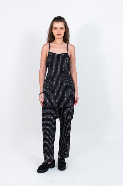 Tie up dashed and dotted black and white printed set with long pants